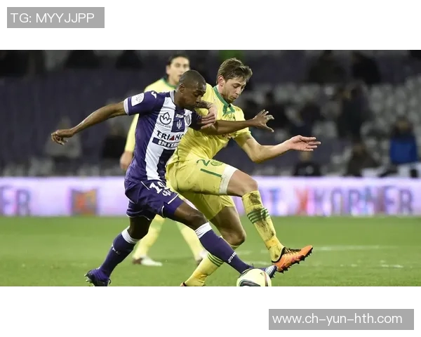 罗德兹与郎斯的激烈对决揭示法甲新赛季的竞争格局与球队实力分析